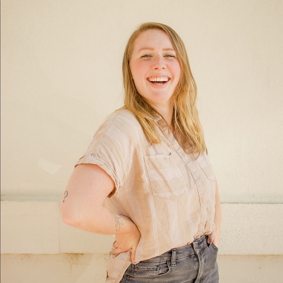 Meet your Posher, Kelly - Picture 1 of 1